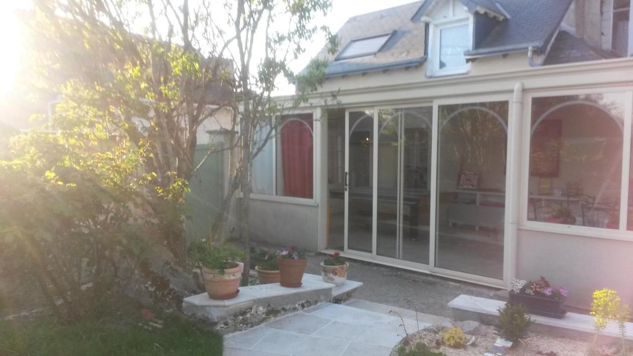 Chambre D'Hotes Mansardee Saint-Ouen-les-Vignes Екстер'єр фото